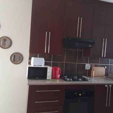 Tumi'S Home Away- 3 Bedroom Witbank Exterior photo